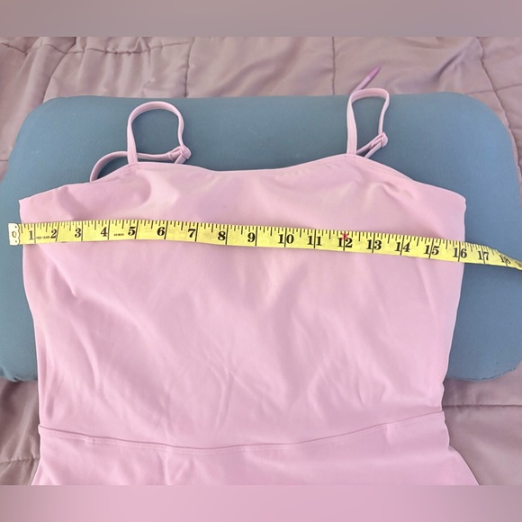 ALO YOGA - Alosoft Courtside Tennis Dress (Sugarplum) - Picture 9 of 13